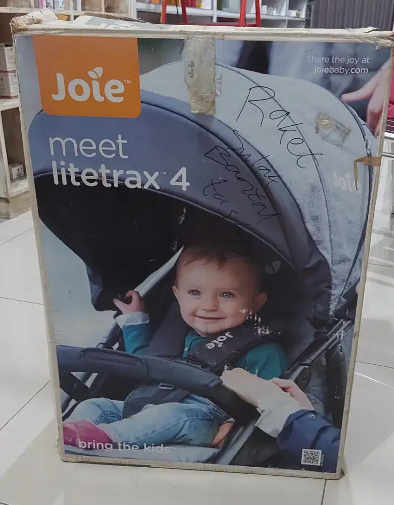 Stroller joie litetrax 4