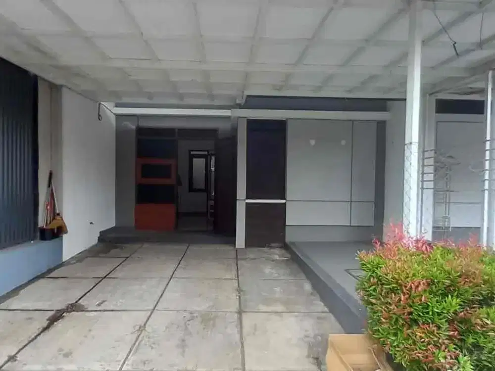 DISEWAKAN RUMAH
FULL FURNISHED
ANTAPANI :

LUAS TANAH : 70
LUAS BANGUNAN : 45
KMR TDR : 2
KMR MANDI : 1
AIR : ARTESIS
LISTRIK : 2200W
AKSES : 4MBL
CARPORT : 1MBL
SURAT : SHM
HARGA : 40JT/TH NEGO fh