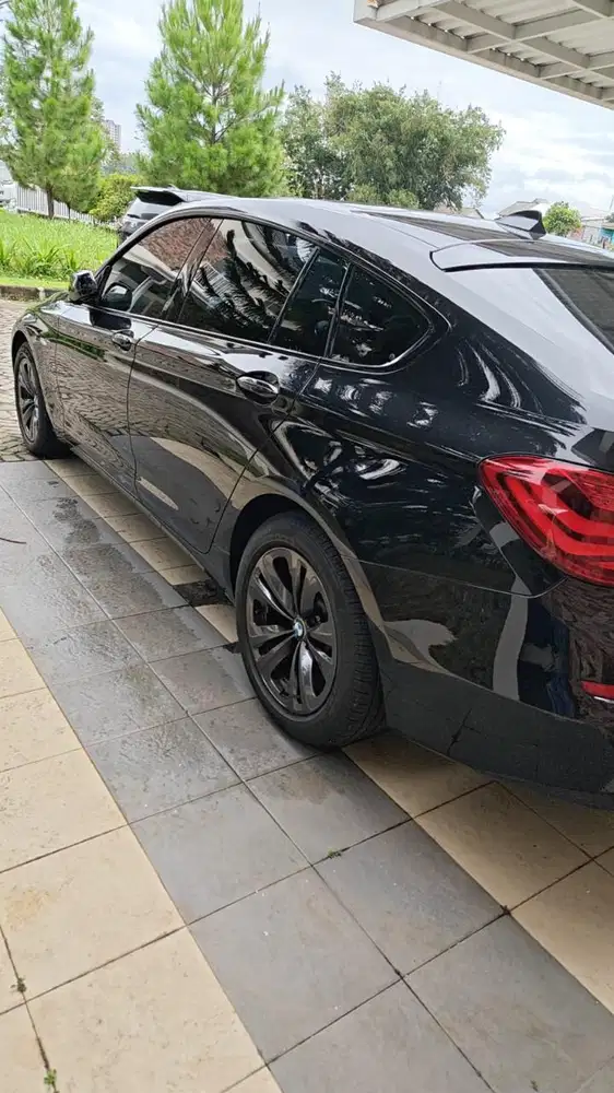 BMW 535i 2010 Bensin