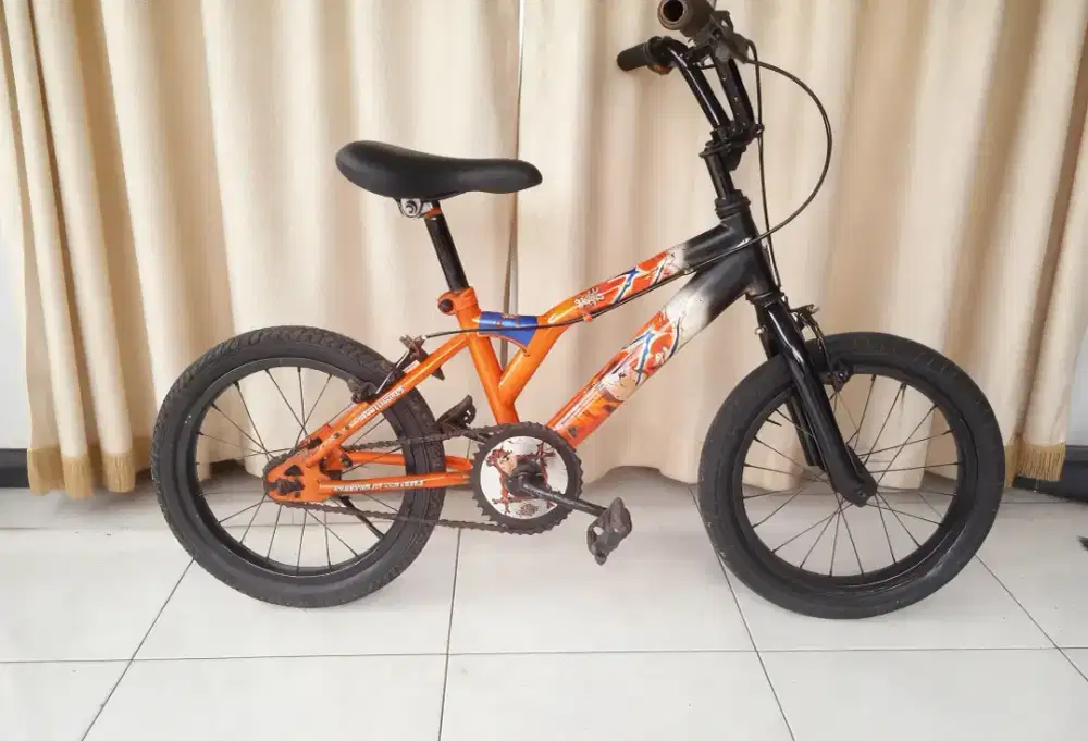Sepeda anak kecil uk16 bekas