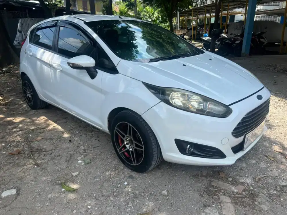 FORD FIESTA 1.5  TREND FACELIFT MATIC