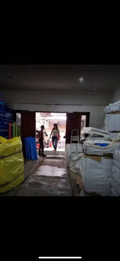 Lowongan Pekerjaan Kuli Panggul Pengepakan Barang Kain Bal atau Roll