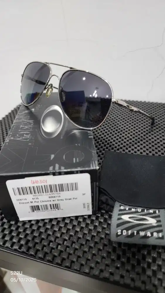 Sunglass Oakley ELMONT M Polarized original kondisi 95%