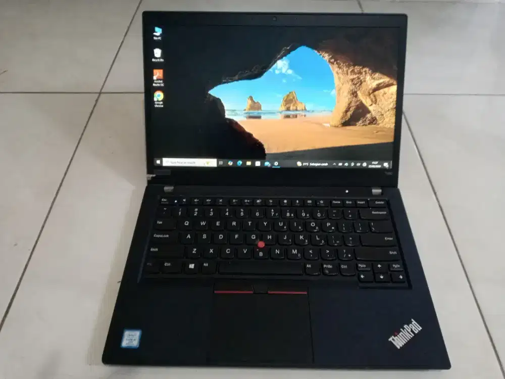 Laptop lenovo thinkpad T490 i5 ram 16gb ssd 256 ngebut