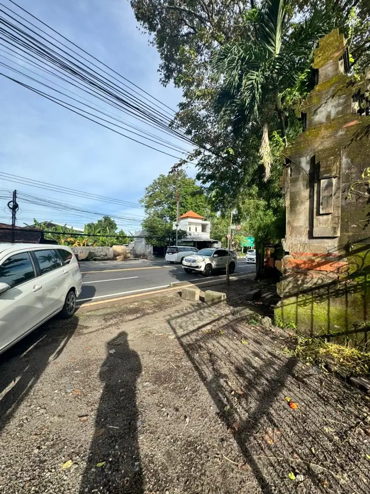 di kontrakan tanah 20 are di gatsu timur pingir jalan raya strategis