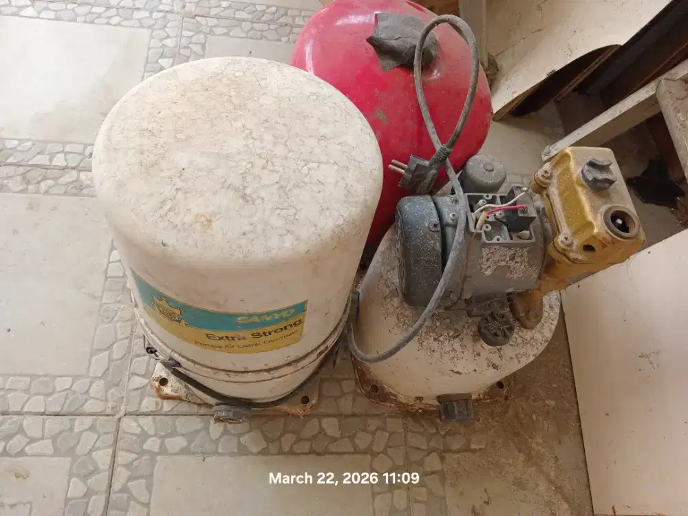 dijual 2 unit pompa air sanyo bekas