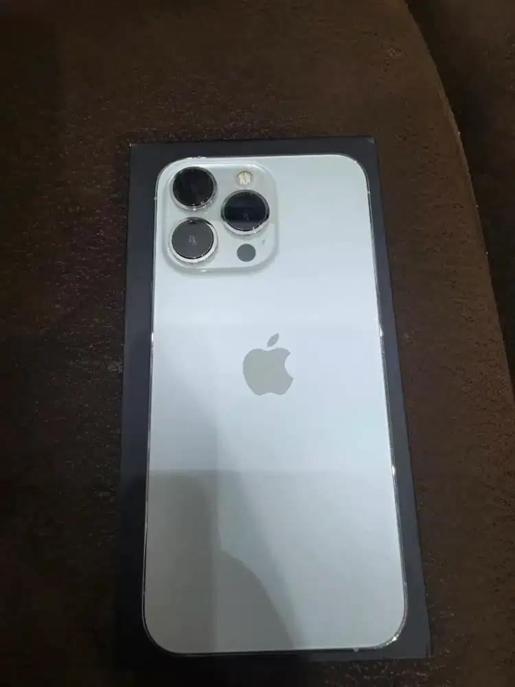 Iphone 13 pro ibox 128 gb likenew masih ori semua