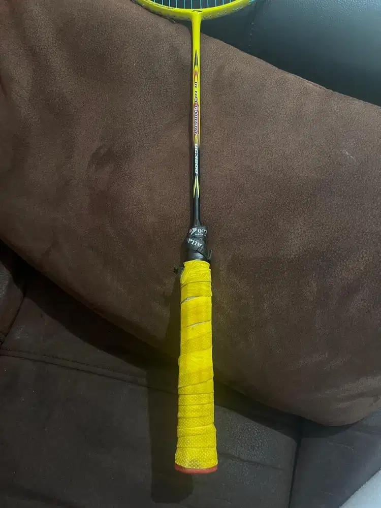 Li-Ning Ultra Carbon 3500 badminton racket.