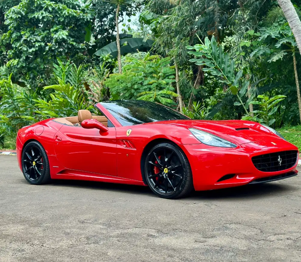 Ferrari California Rosso Corsa 2011  with Tan Interior