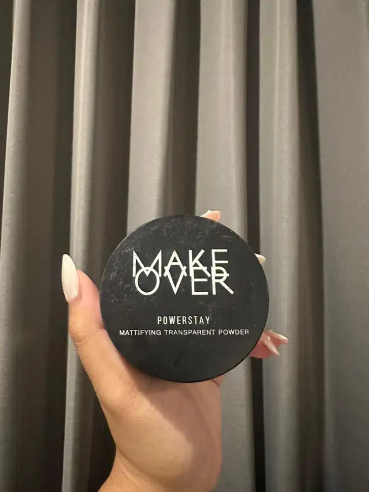 Make Over Translucent Loose Powder Bedak Tabur Bekas Like New