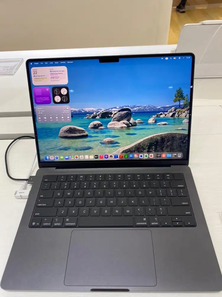 CICILAN MACBOOK PRO DI HOME CREDIT