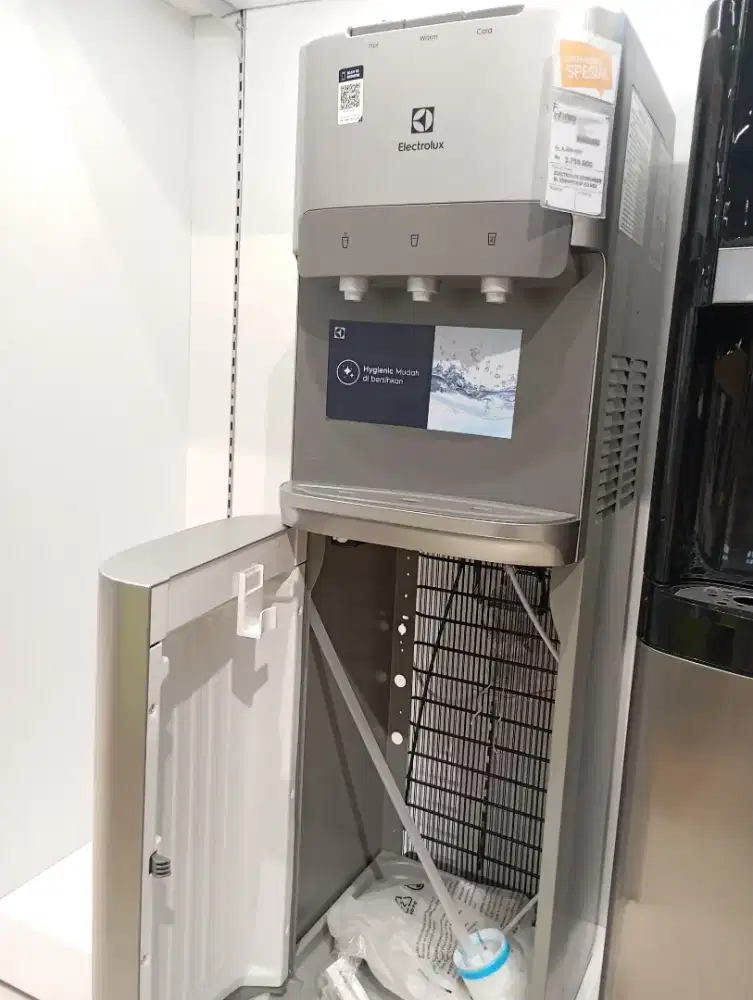 Dispenser galon bawah produk electrlux