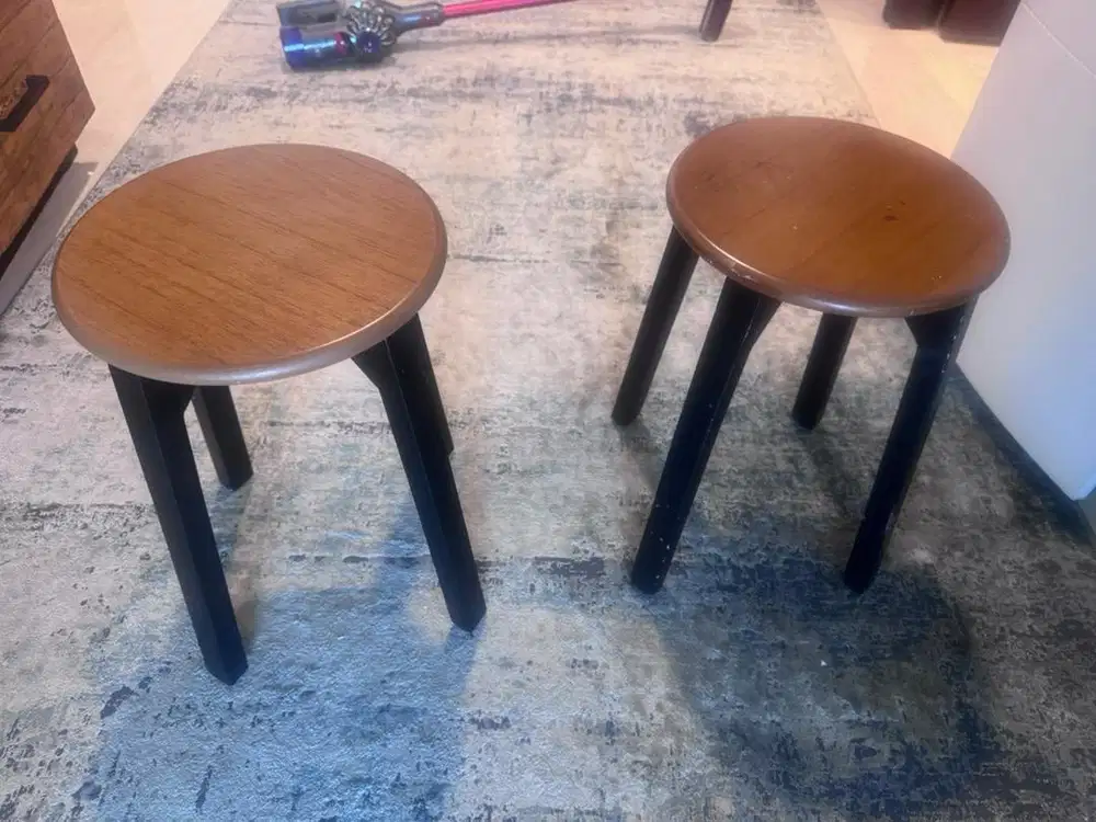 2 Fabelio Stools and Tables