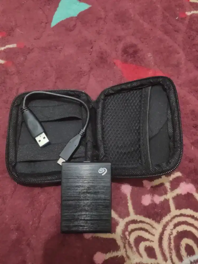 Hard disk Eksternal Seagate one touch SSD 1TB