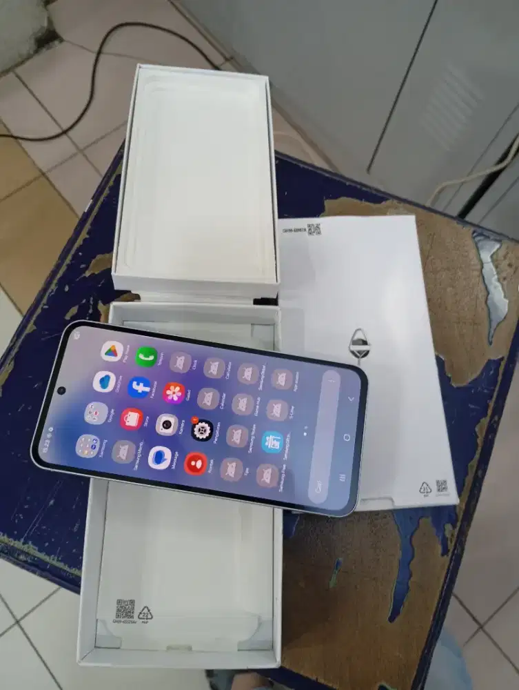 Samsung A55 5G 12/256 second