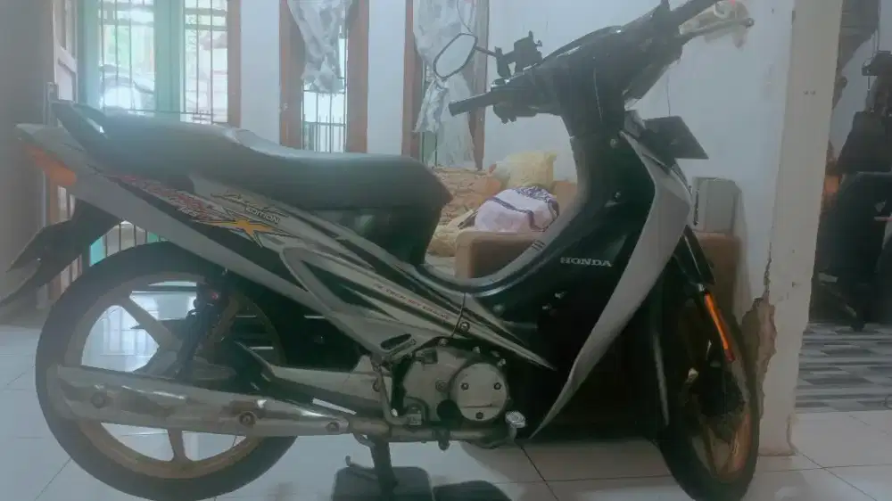 Honda Karisma X 2005 – Siap Pakai, Terawat!