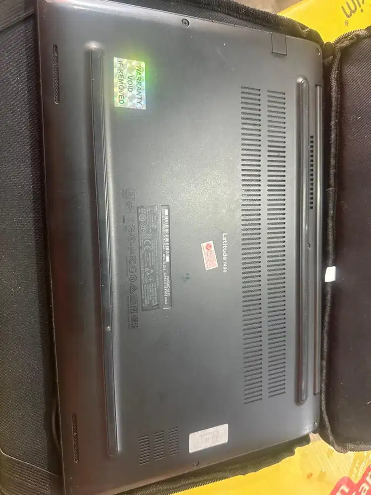 Dijual laptop Dell Latitude 7490 touch schreen