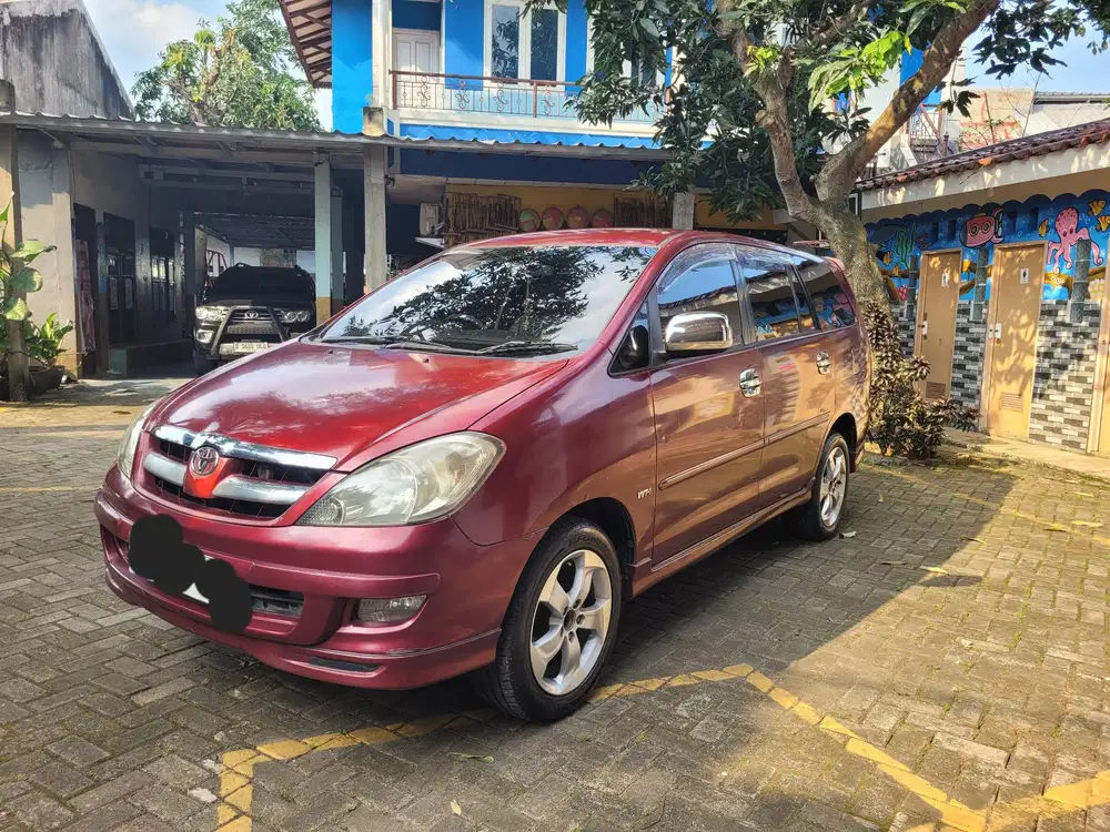 Toyota Kijang Innova V Manual 2005 Bekas