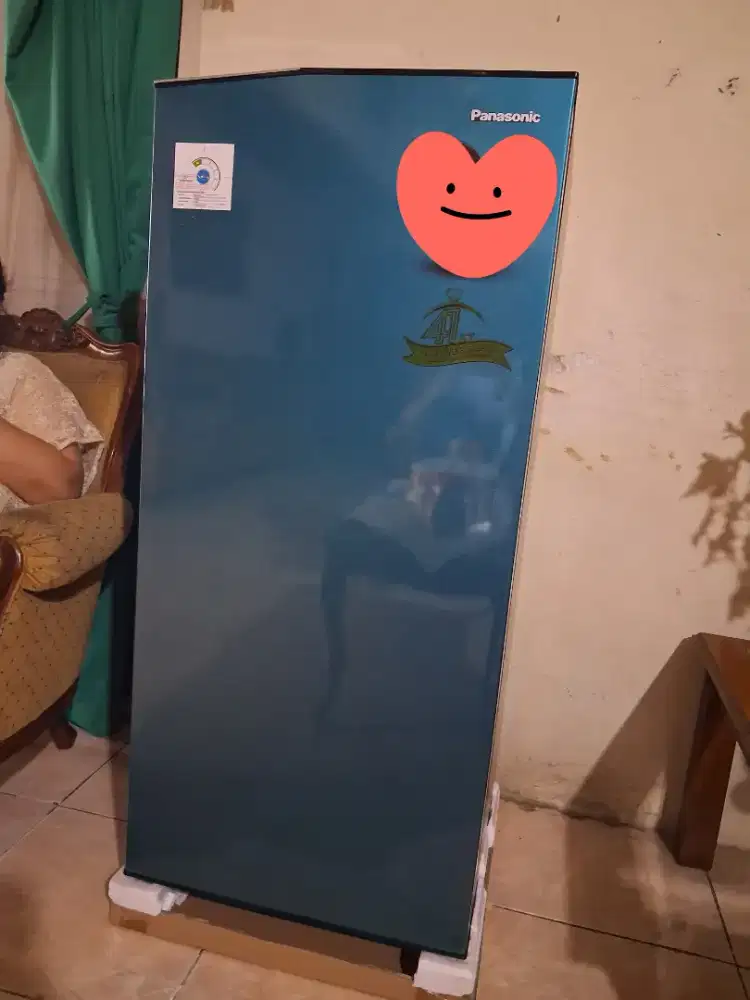 Kulkas 1 pintu warna turquoise