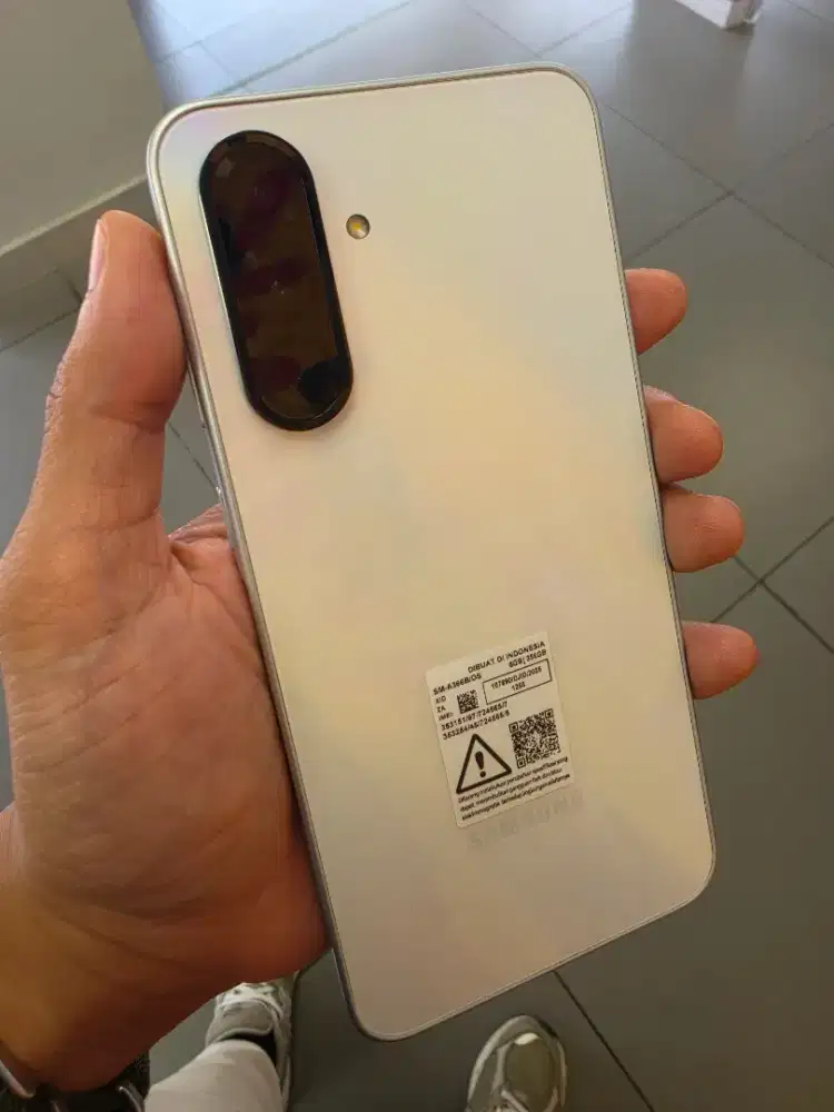 Samsung A36 5G 8/256 Fullset garansi panjang