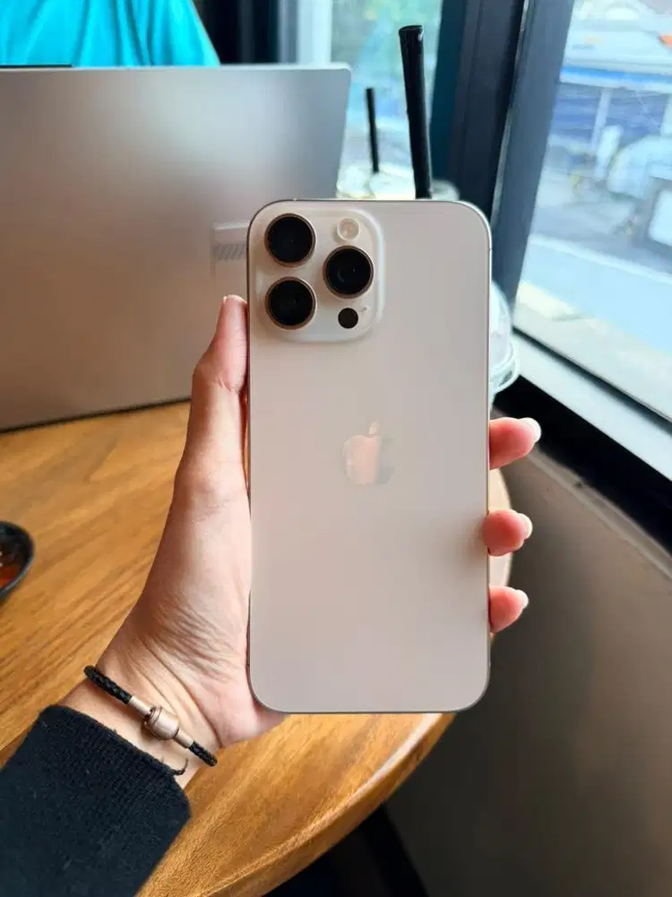 iphone 16 pro max deasert