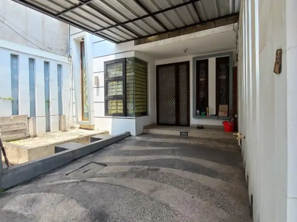 Rumah 3BR Furnished Disewakan Di Belakang MKG