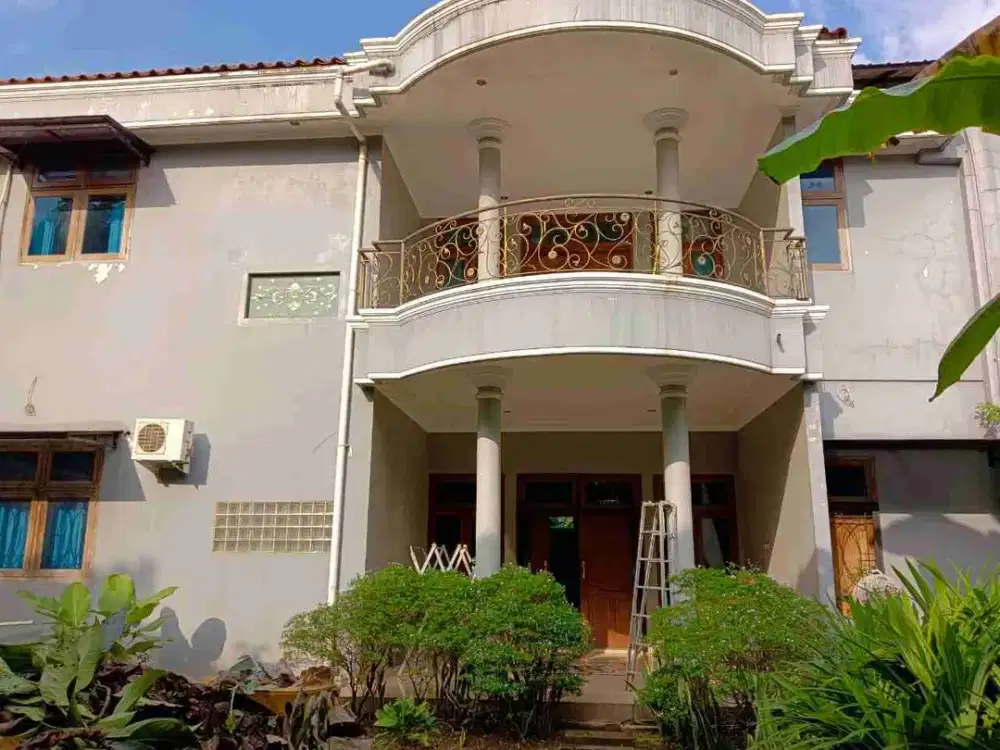 Dijual rumah 2 lantai di jalan kebagusan jakarta selatan