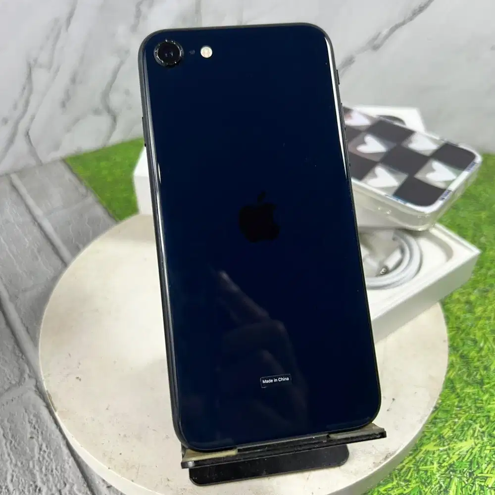 IPHONE SE GEN 3 2023 64 GB BLACK EX lBOX PERMANENT