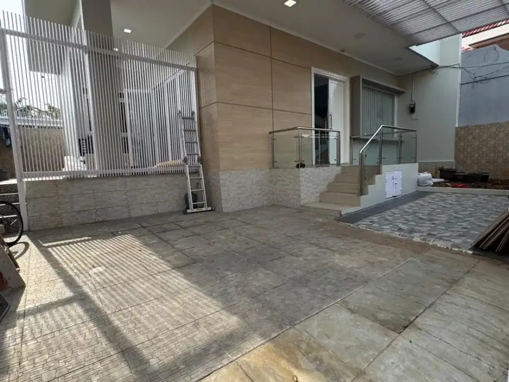 Rumah Bagus SHM 3Lt Dijual Di BCS - Kelapa Gading