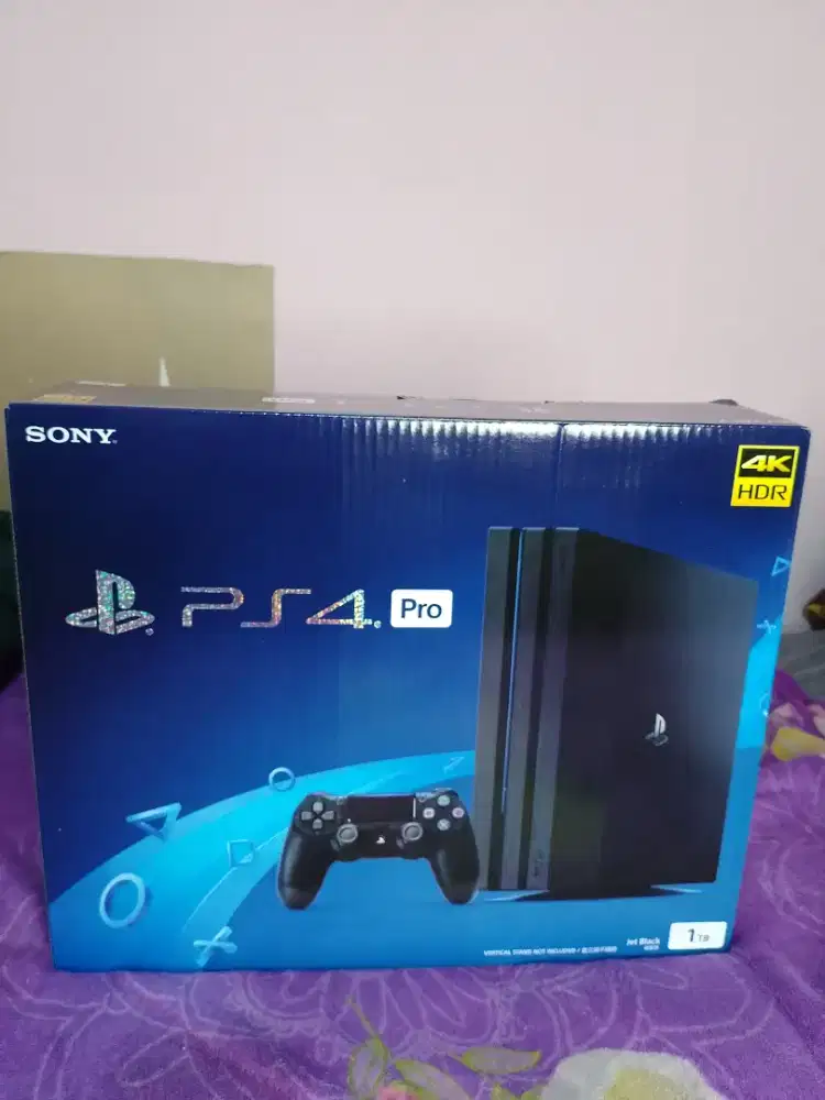 PS 4 Pro 1TB Plus Games