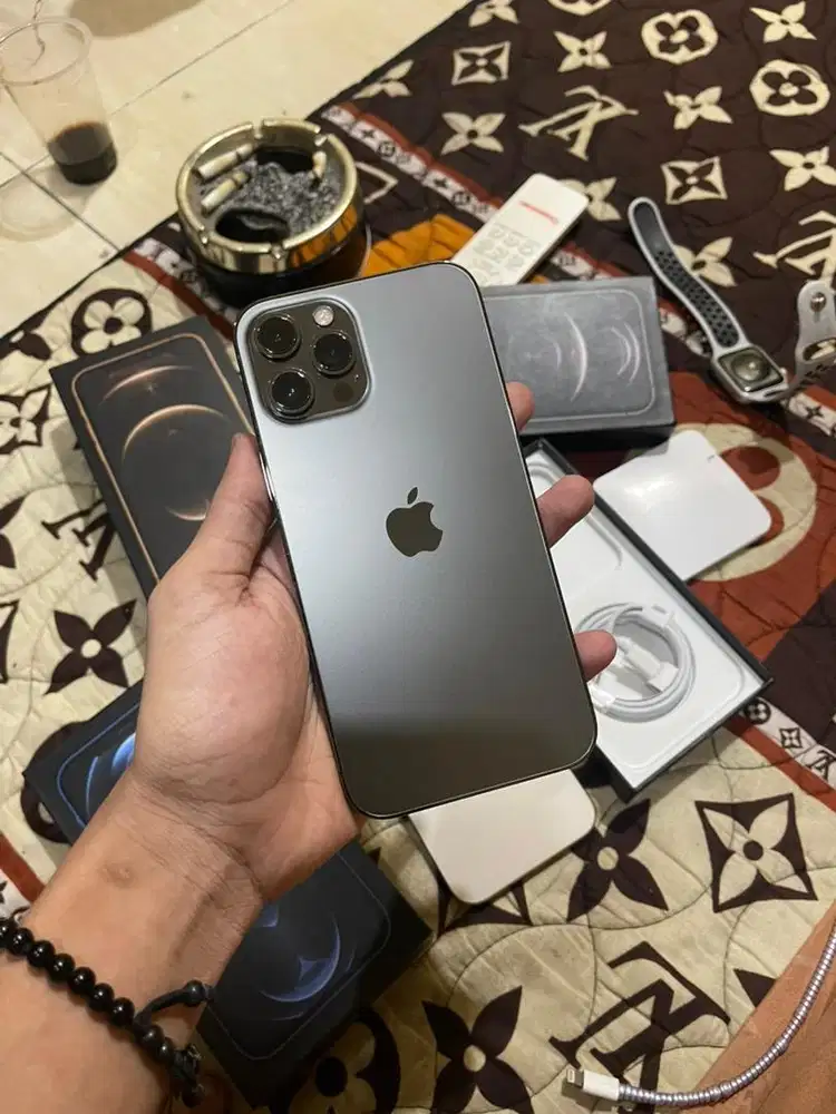 IPHONE 12 PROMAX 512GB NOMINUS
