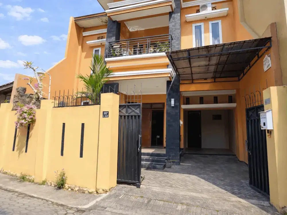 CR Rumah Dan Ruko 2 Lantai Di Dekat RS JIH Dan Pakuwon Mall