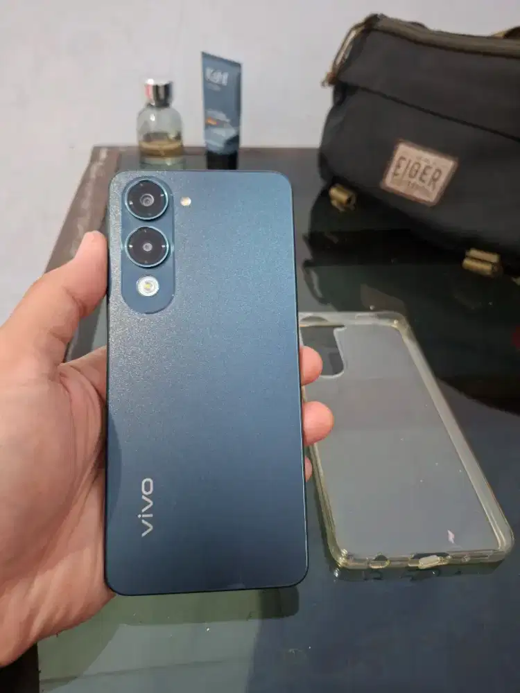 Vivo Y04s 4+4/64gb garansi super panjang