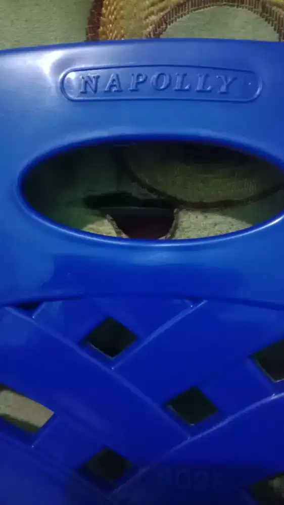 Jual kursi plastik napoly kondisi masih bagus 95 persen mulus lusss