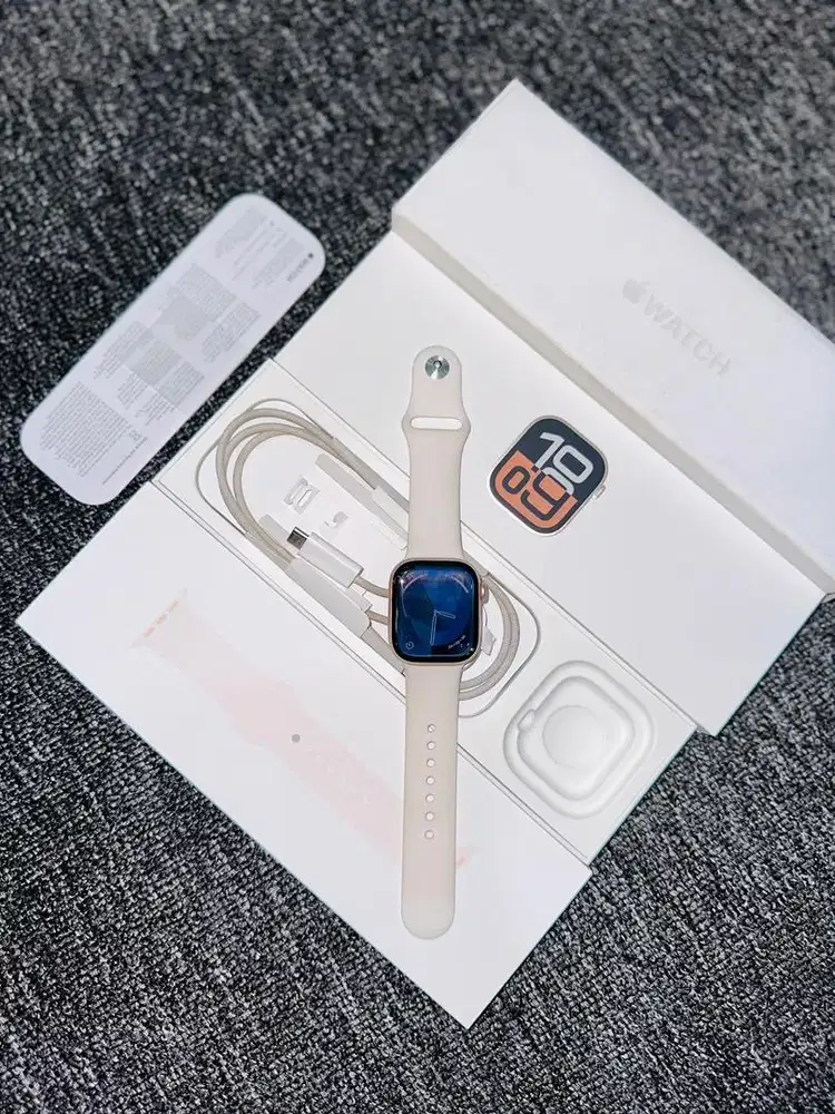 Apple Watch Series 10 42mm iBox