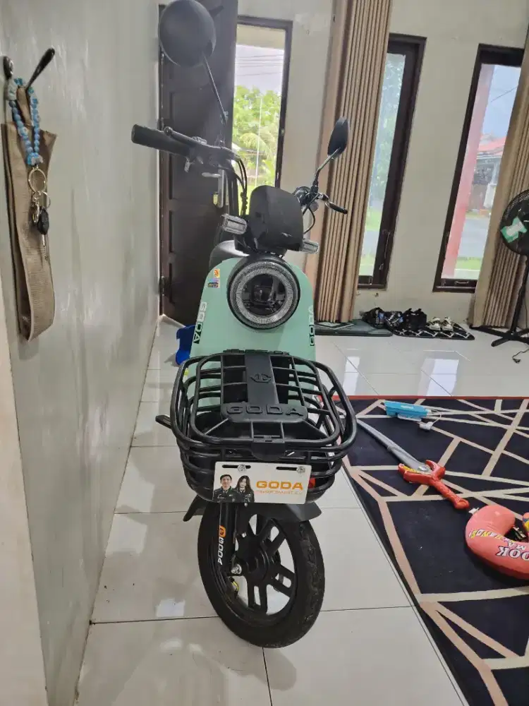 SEPEDA LISTRIK GODA LIKE NEW