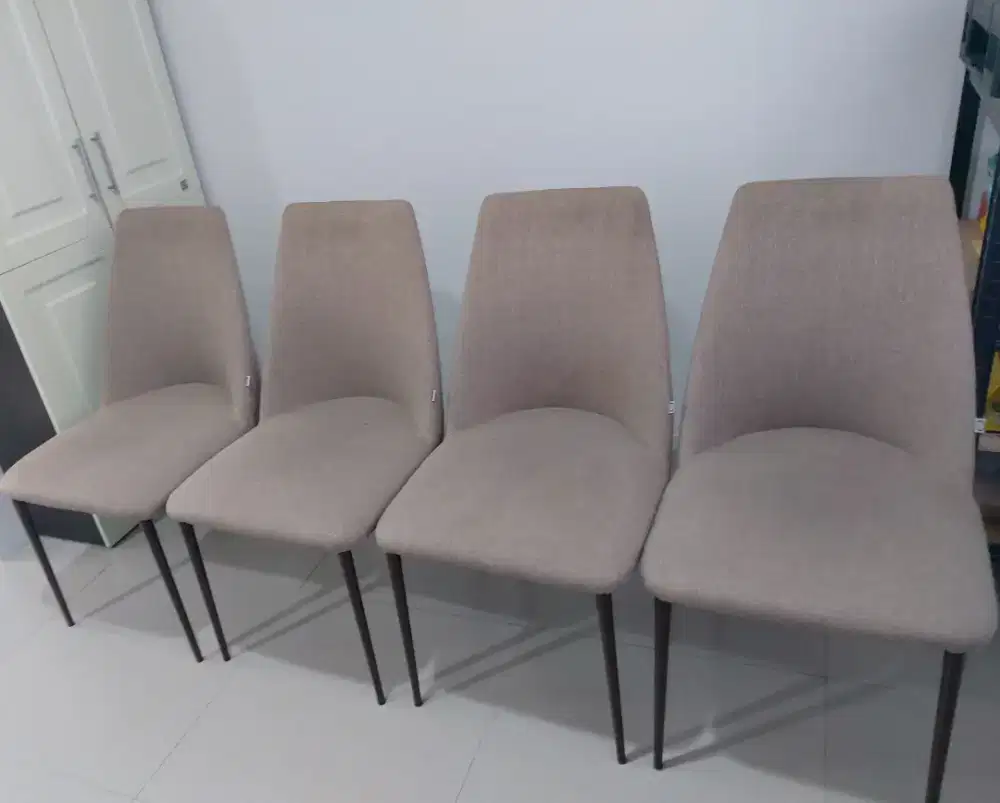 Kursi Makan Cellini (second)