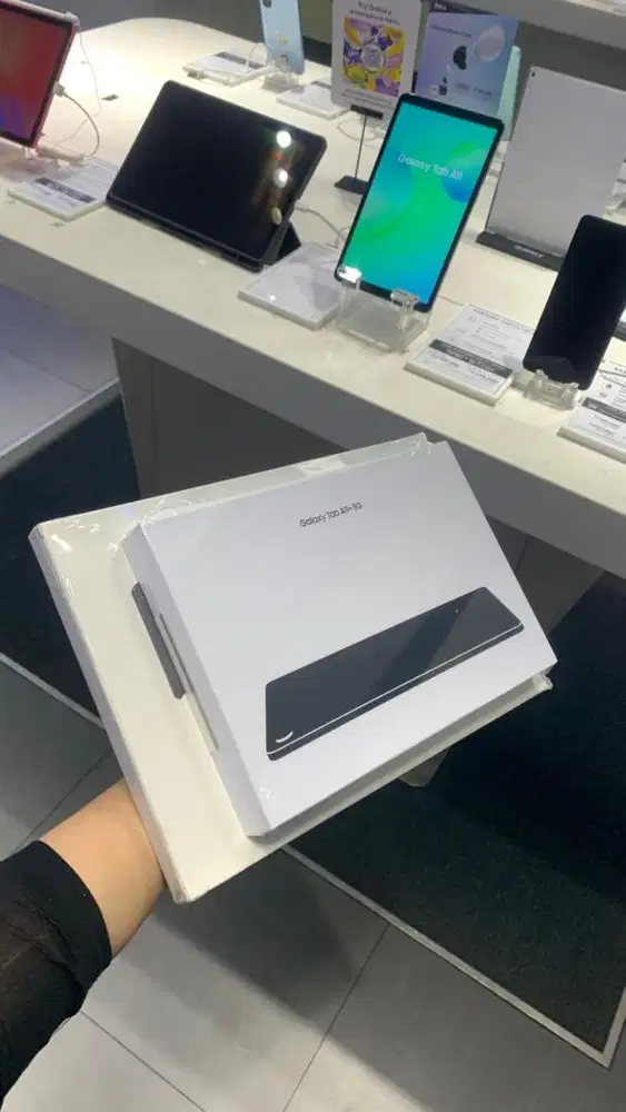 Samsung Tab A11+5g 6/128 !! new segel Jual Murah!! Free book cover!!