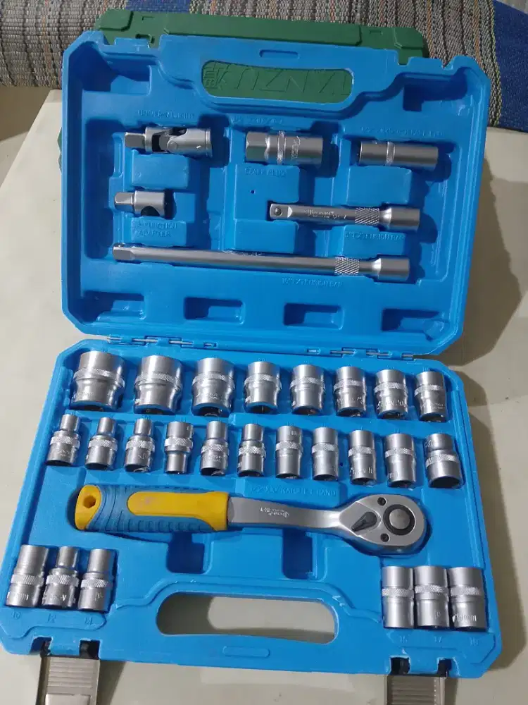 Kunci shock komplit satu set