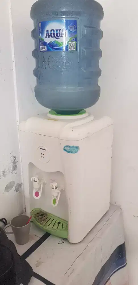 Dispenser Cool es miyako normal pake harian