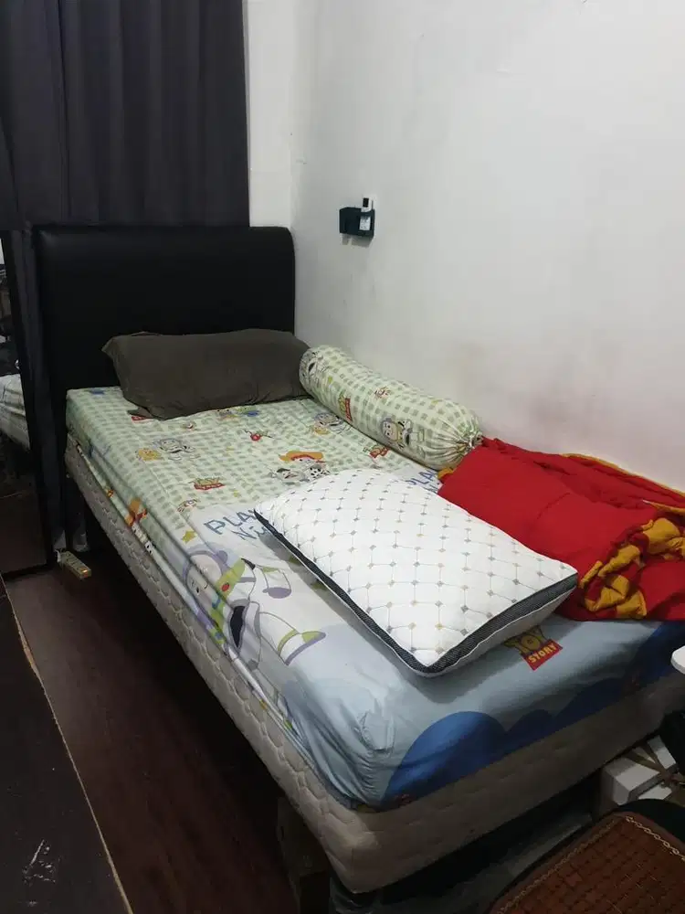 Spring Bed, Meja, Ranjang susun