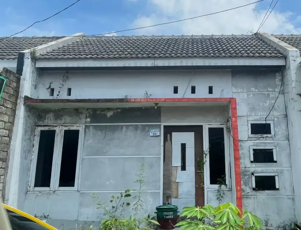 Rumah di Planet Green Tiara