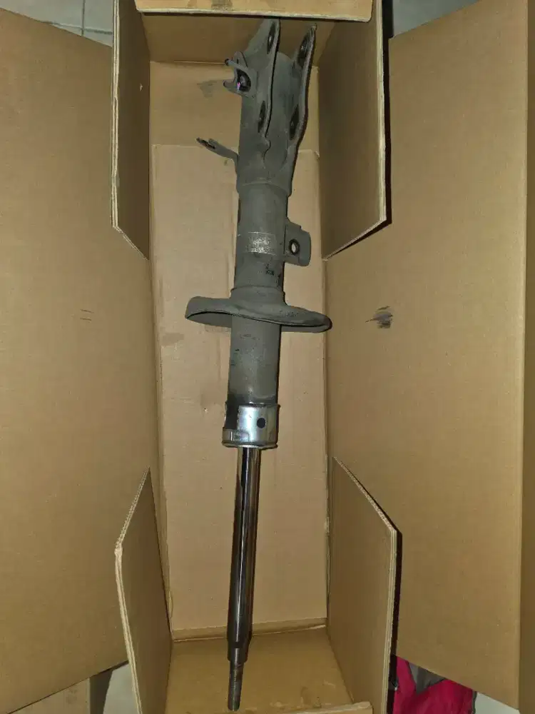 Shock breaker/ damper unit  kiri kanan depan