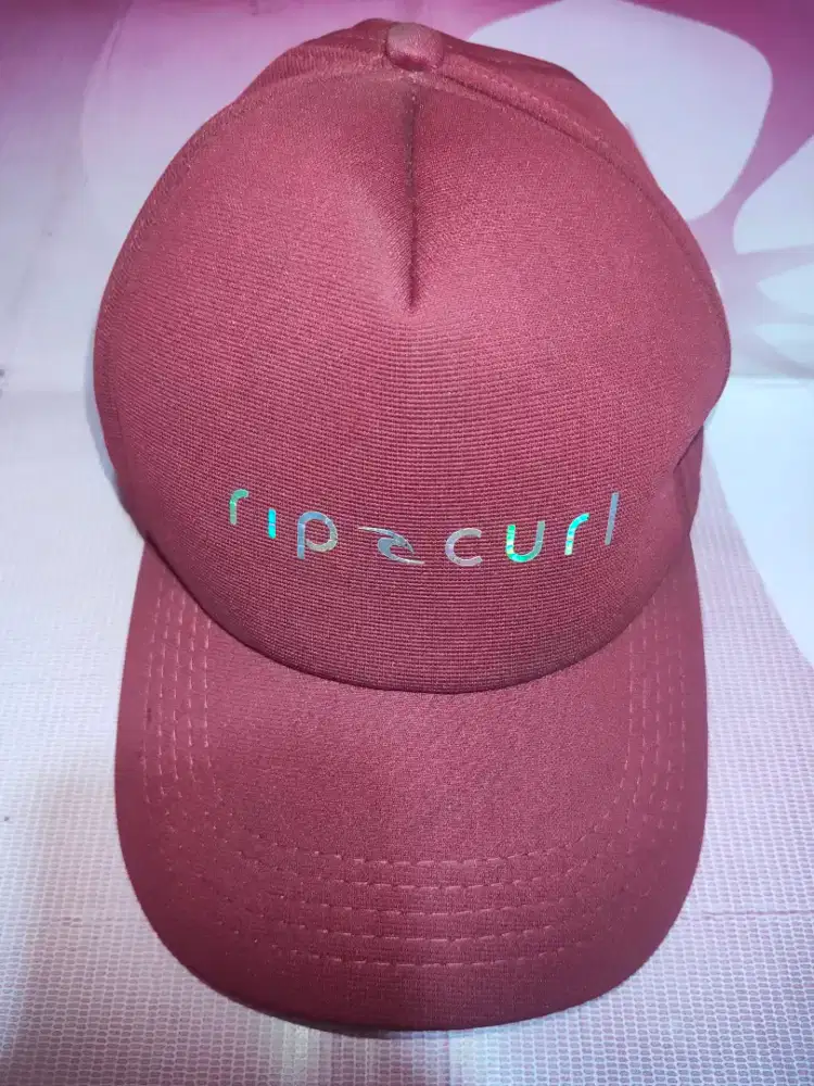 TOPI BUILD UP RIP CURL [MERAH MAROON]