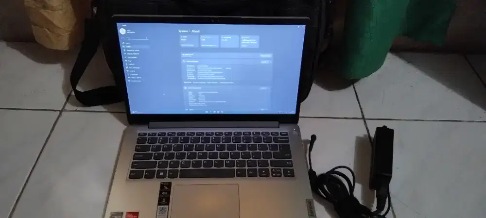 Laptop Lenovo Ideapad Slim 1 Ryzen 7320 8GB RAM 256GB SSD 256GB