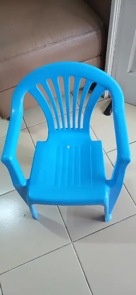 Dijual bangku anak merk Krisbow