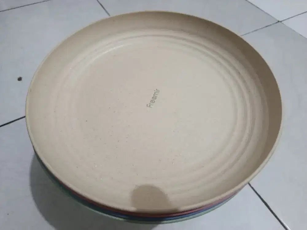 Piring freemir 25cm 4pc 4 warna