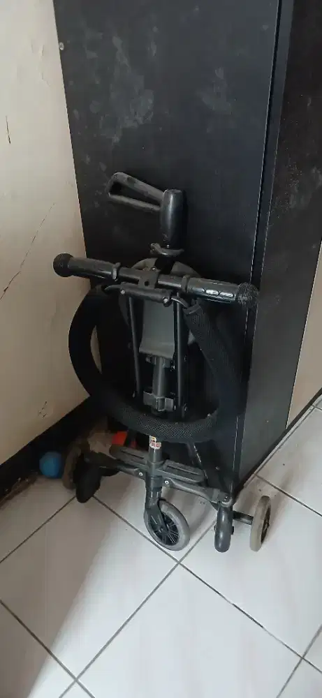 Stoller anak jalan, masih mulus