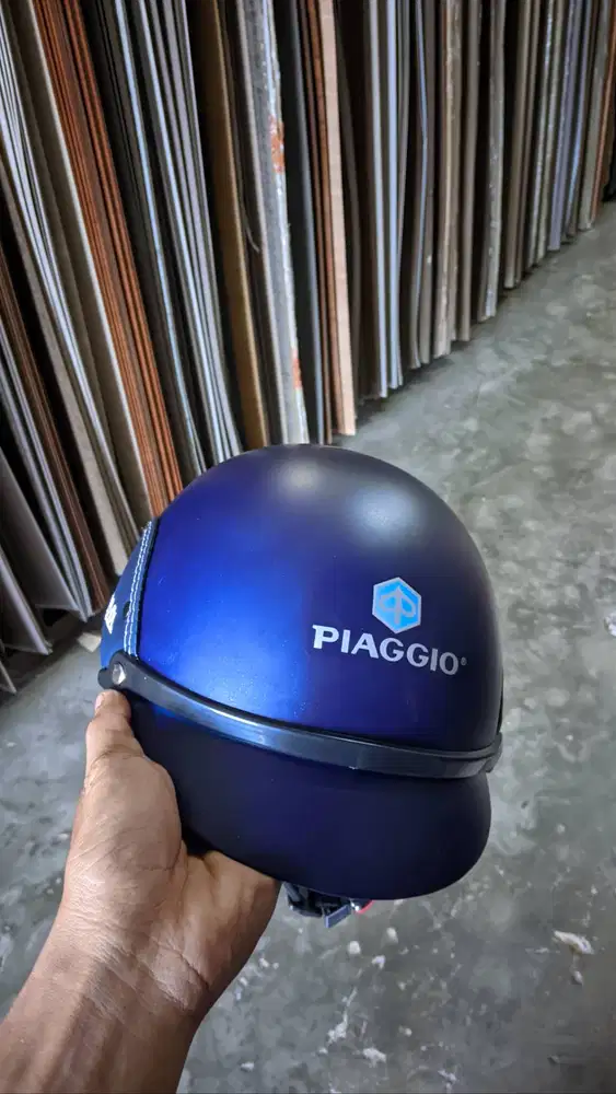 Helm Vespa Made In Vietnamese