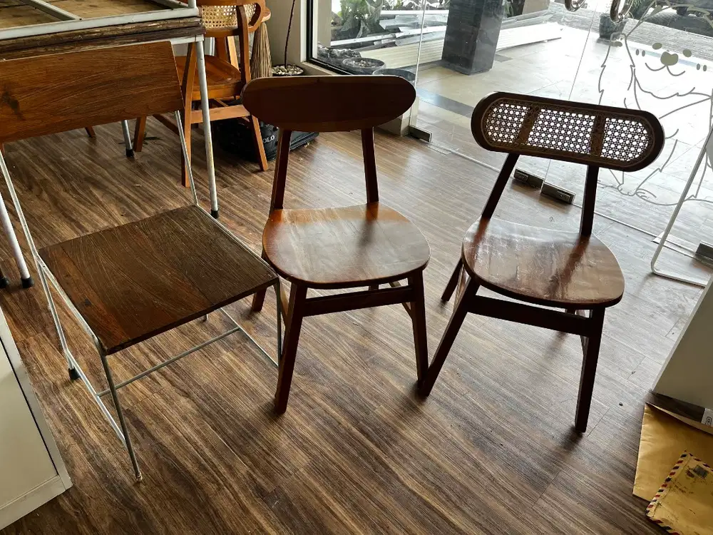 Bangku Cafe Jepara Bekas (DIJUAL CEPAT)